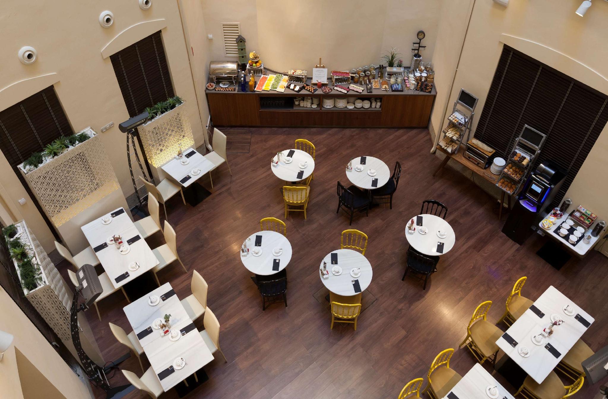 Ngoại cảnh khách sạn