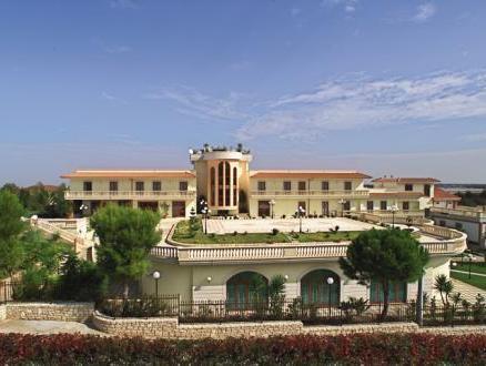 Ngoại cảnh khách sạn