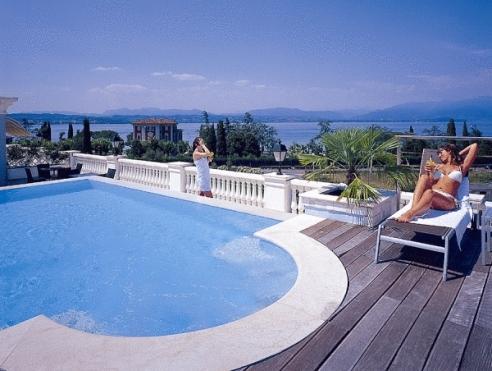 Bồn tắm nước nóng