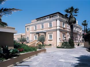 Ngoại cảnh khách sạn