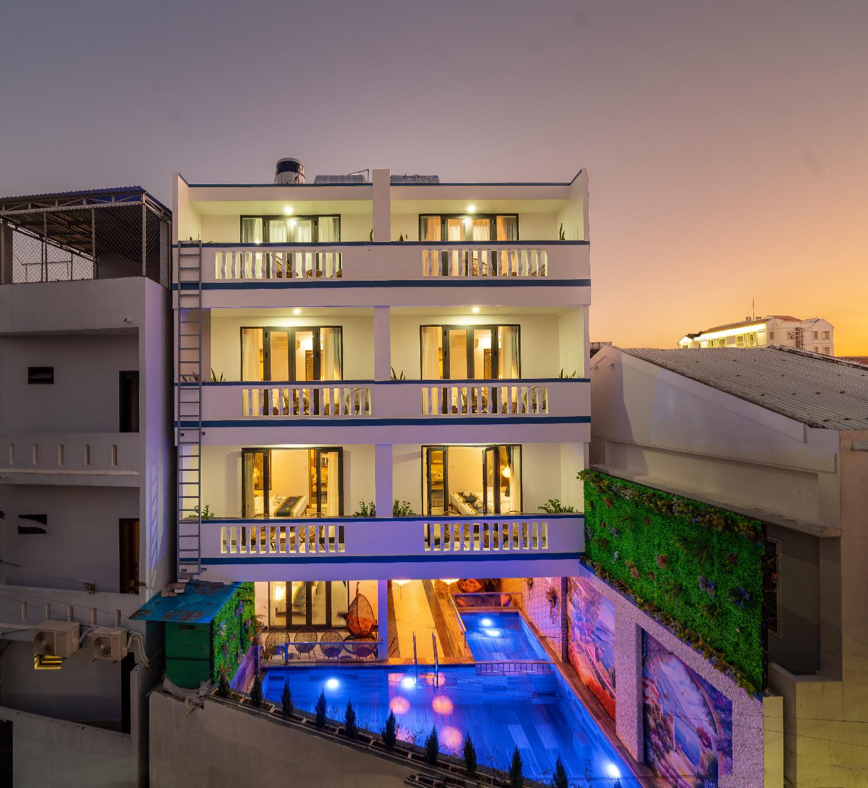 Ngoại cảnh khách sạn