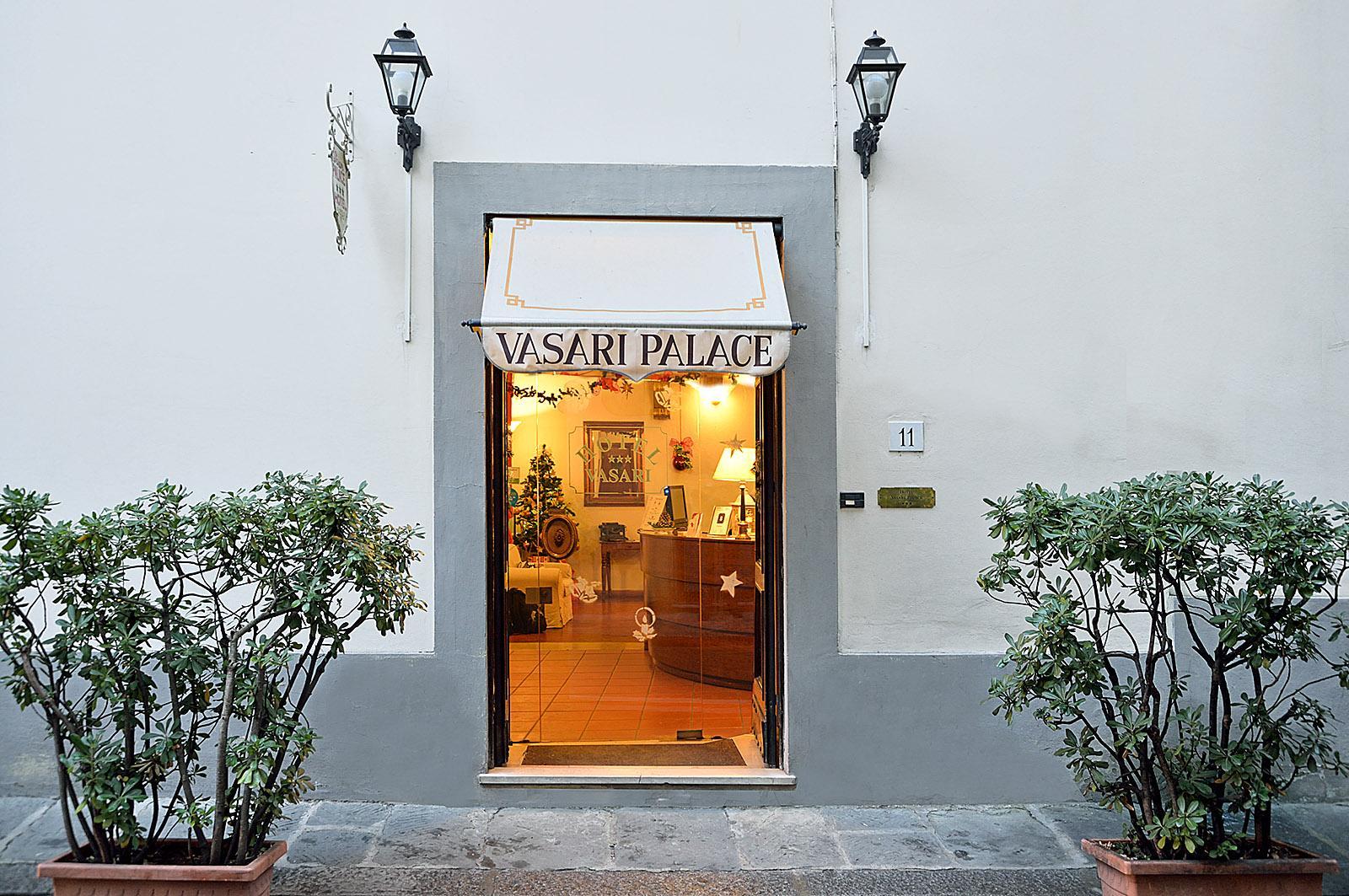 Ngoại cảnh khách sạn