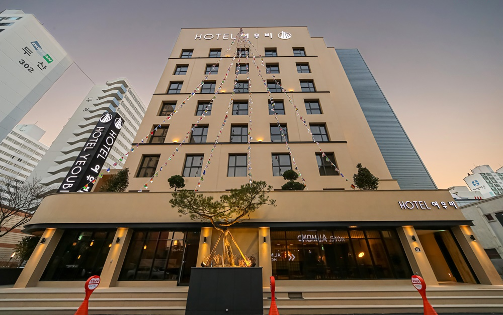 Ngoại cảnh khách sạn