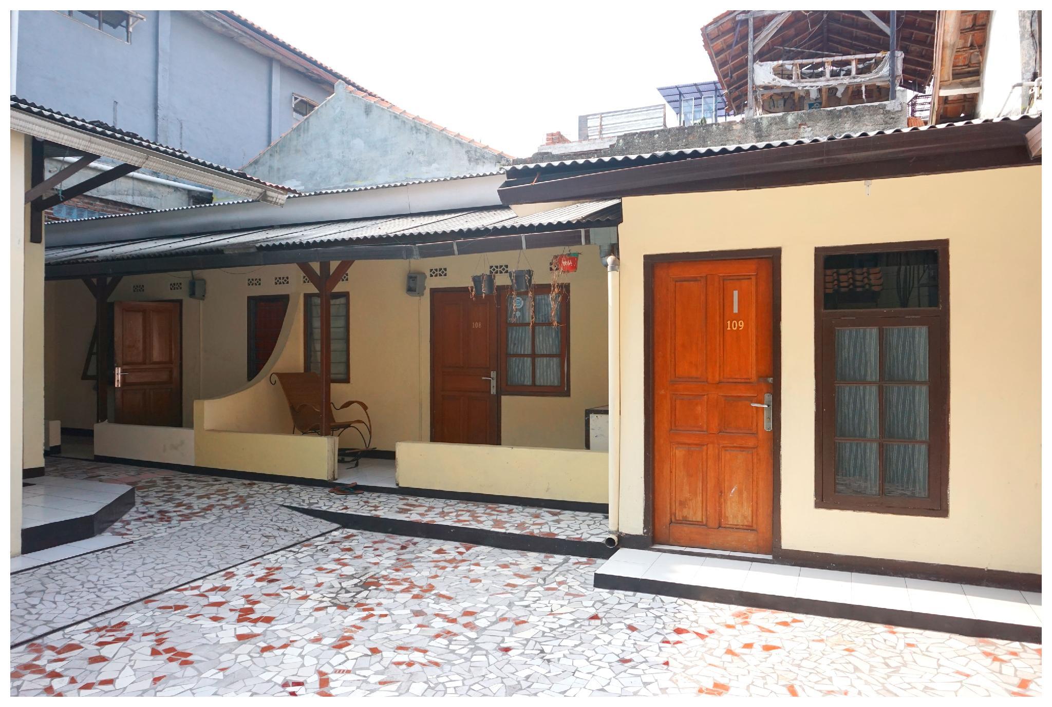 Ngoại cảnh khách sạn