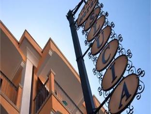 Ngoại cảnh khách sạn