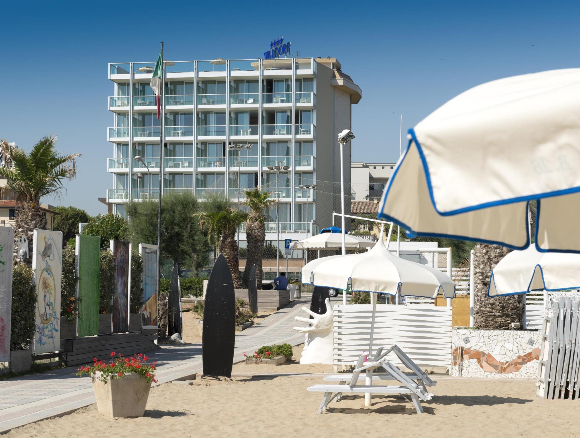 Khu vực xung quanh