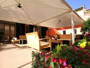 Ngoại cảnh khách sạn