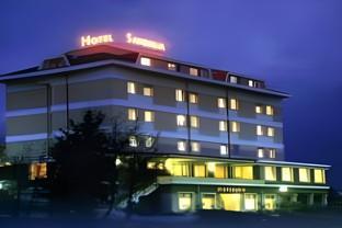 Ngoại cảnh khách sạn