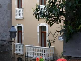 Ngoại cảnh khách sạn