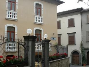 Ngoại cảnh khách sạn