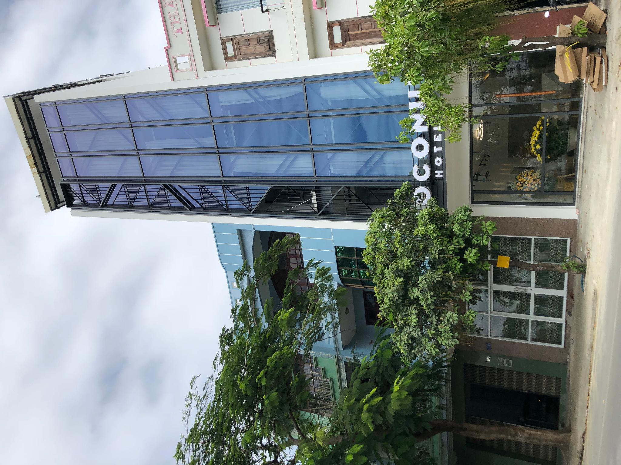 Ngoại cảnh khách sạn