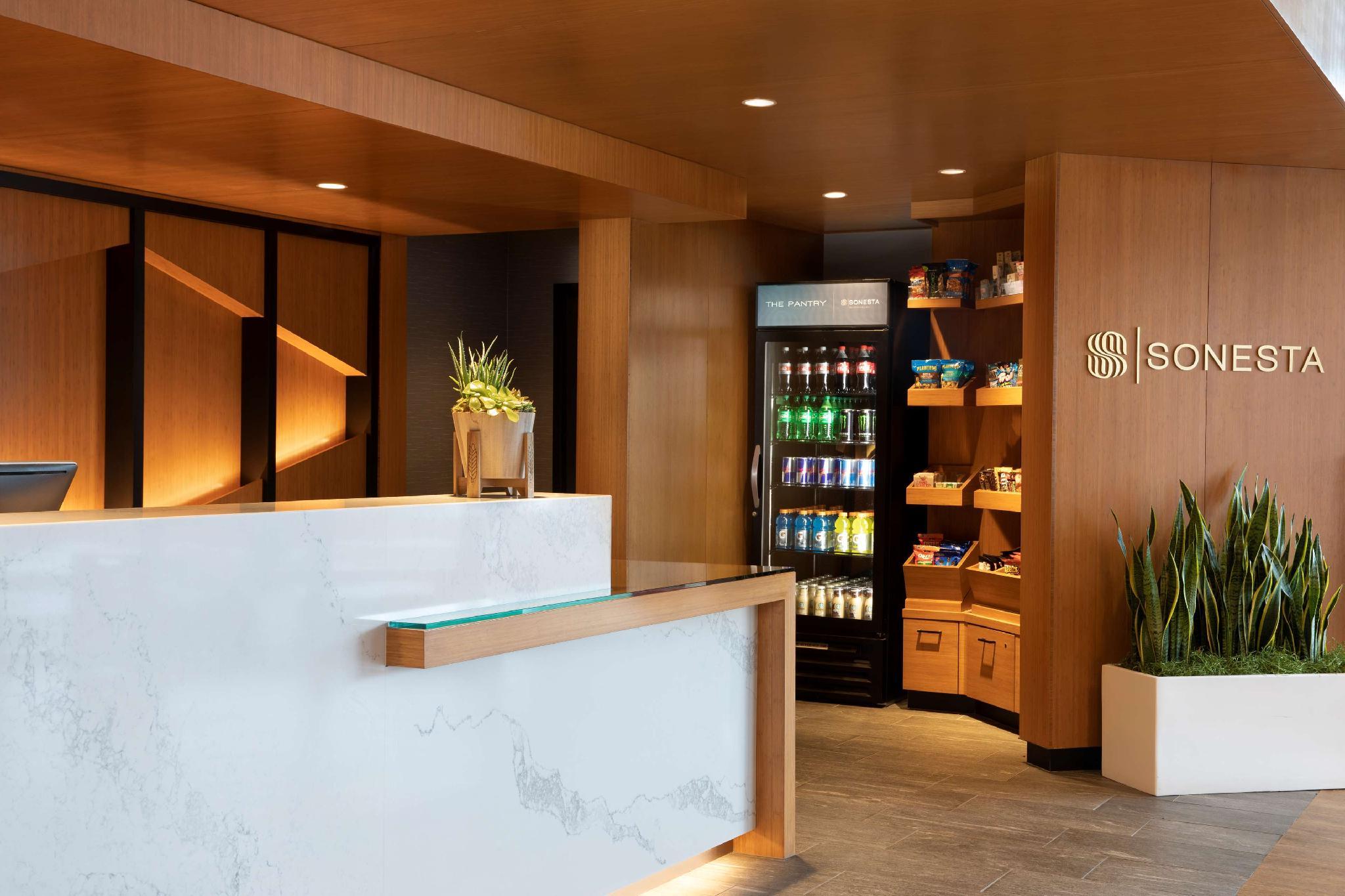 Đồ ăn và thức uống