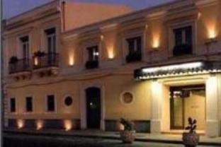 Ngoại cảnh khách sạn