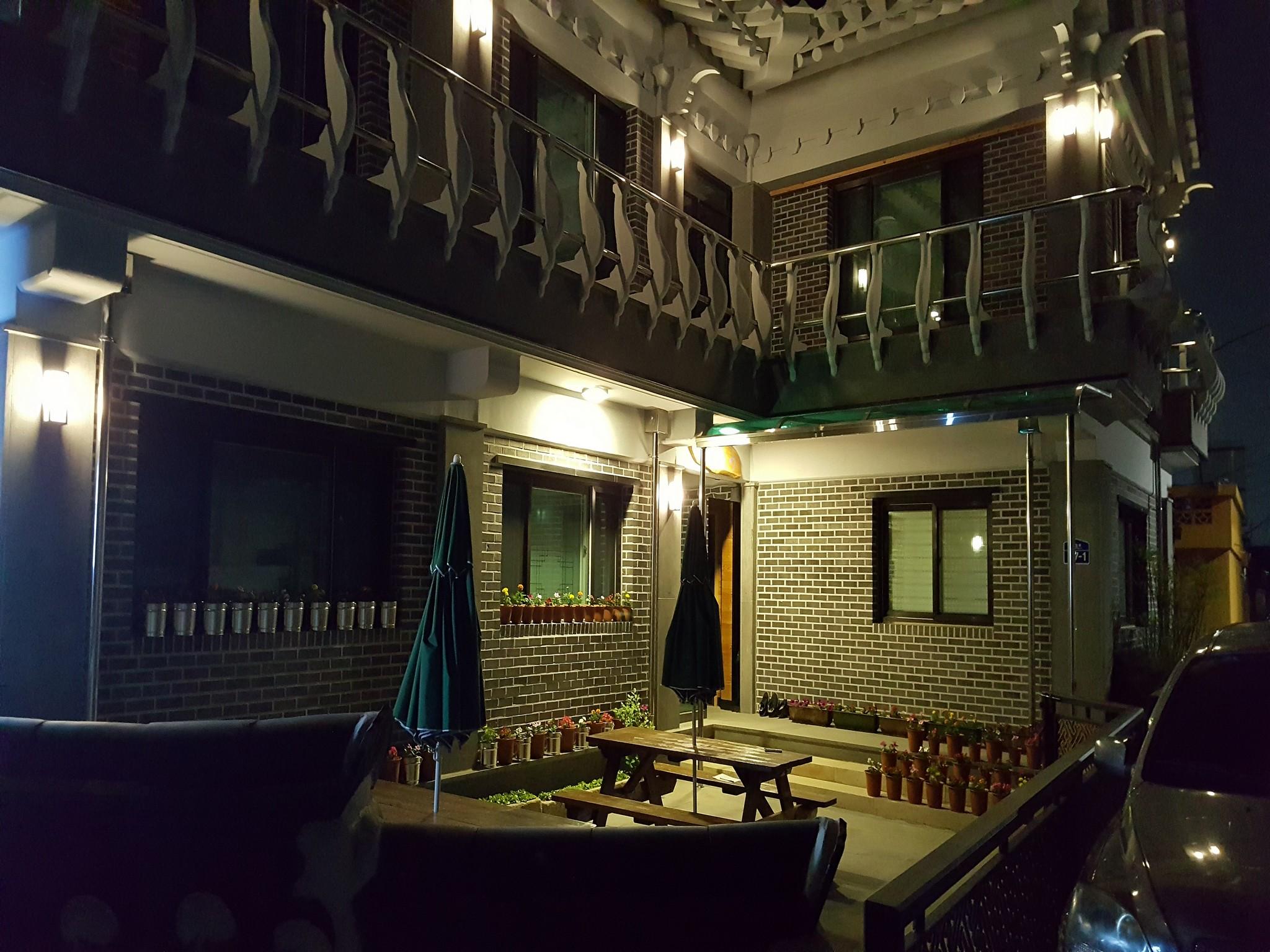 Ngoại cảnh khách sạn