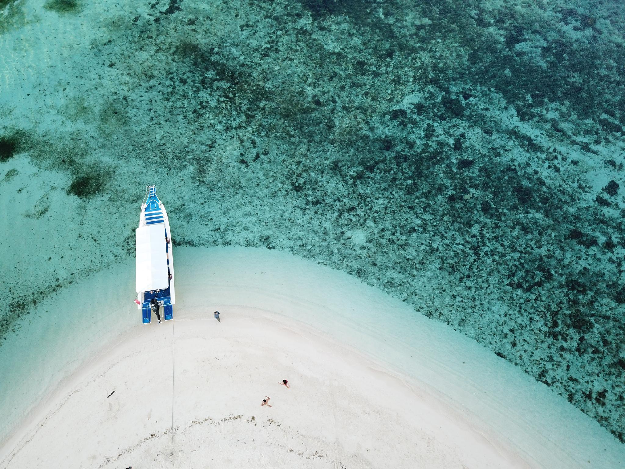 Nơi tham quan gần đây