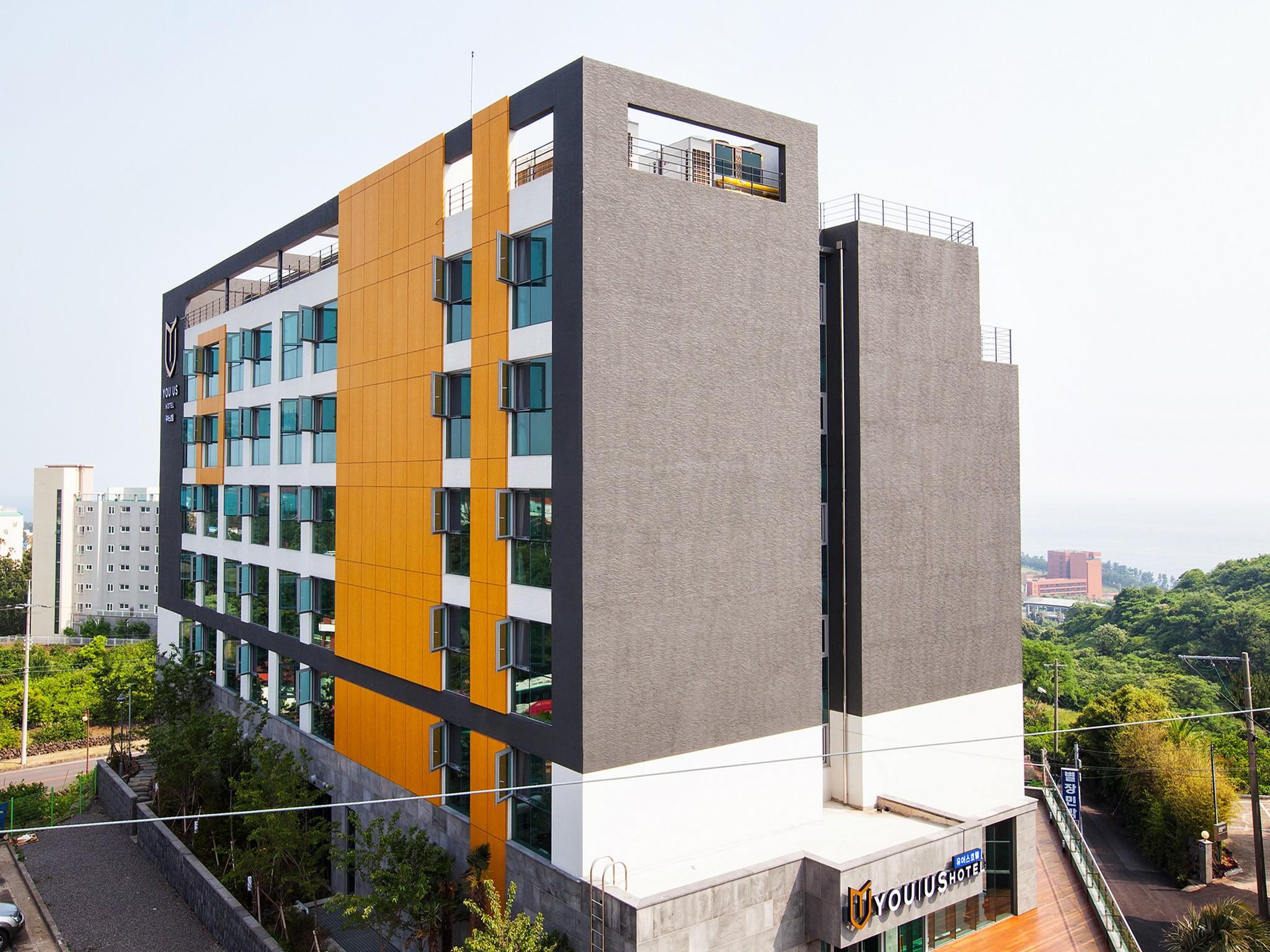 Ngoại cảnh khách sạn