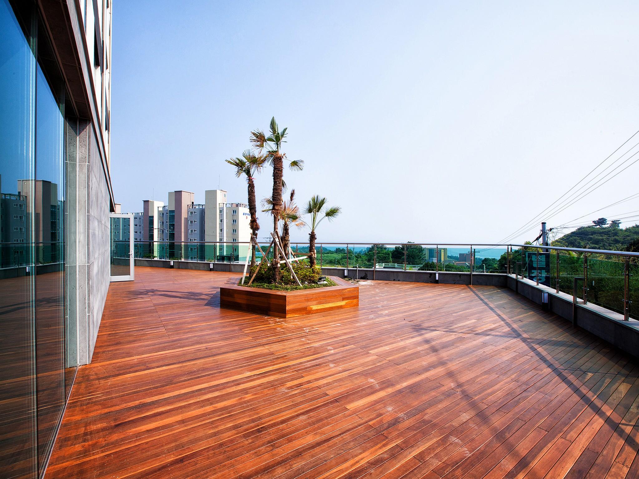 Ngoại cảnh khách sạn