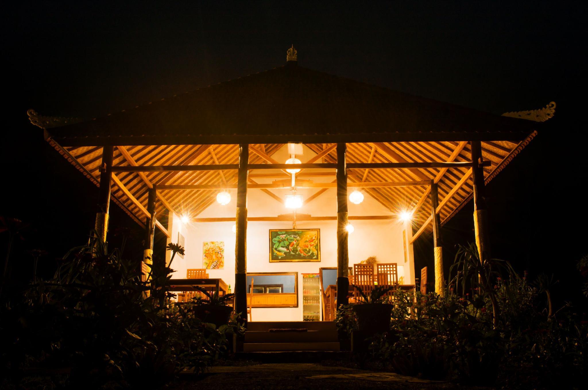 Ngoại cảnh khách sạn