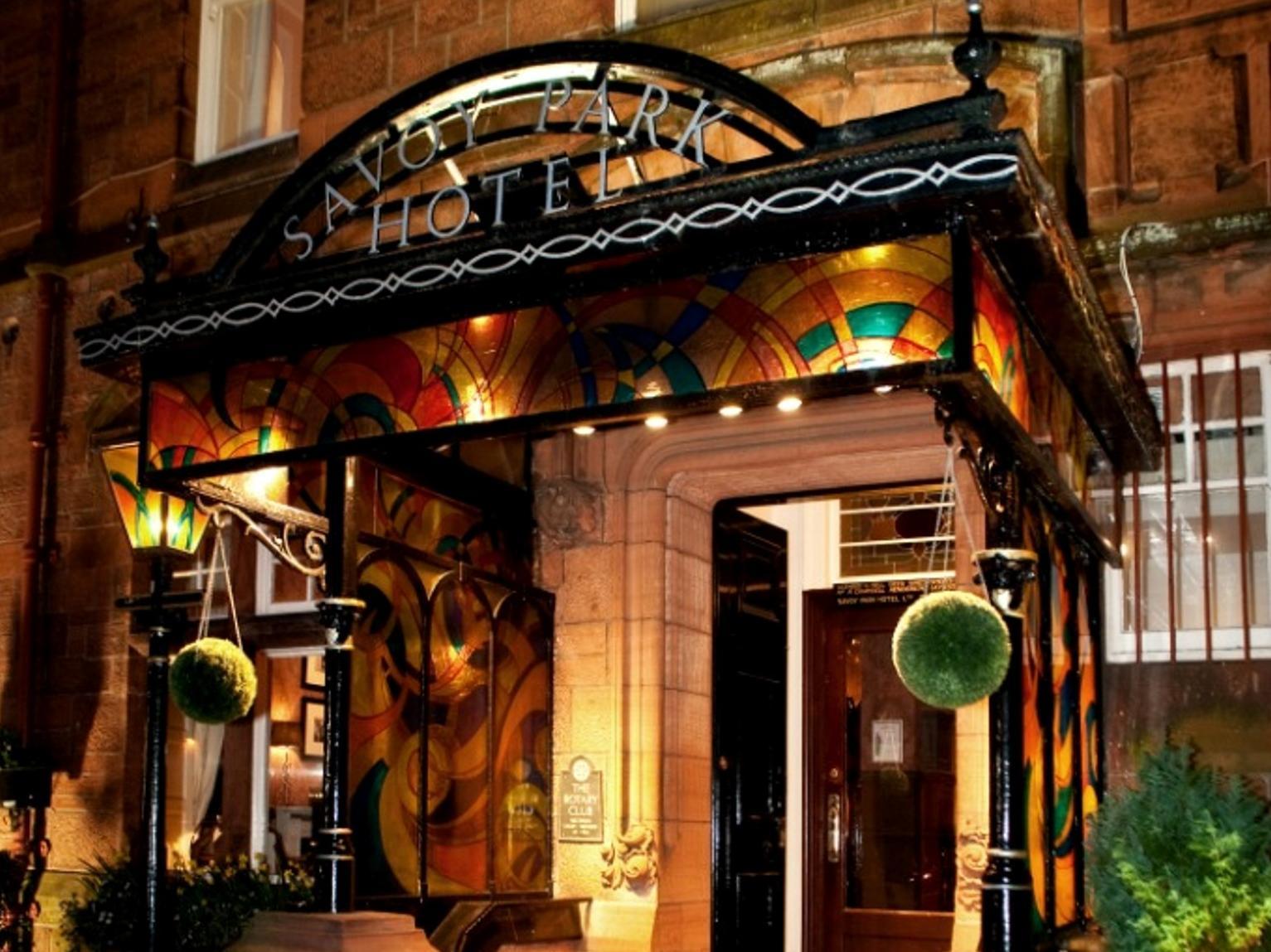 Ngoại cảnh khách sạn