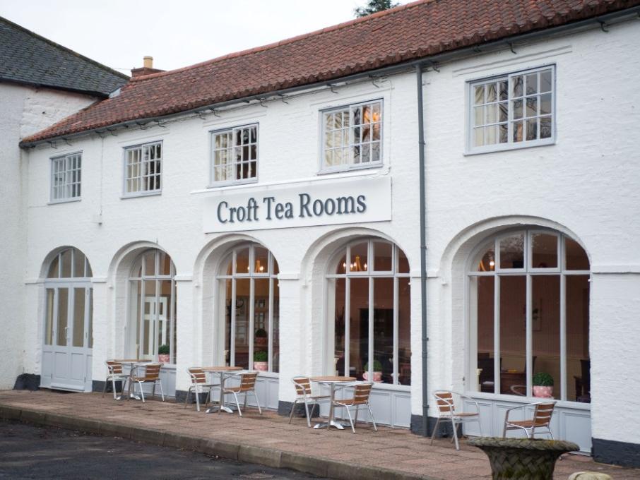 Ngoại cảnh khách sạn