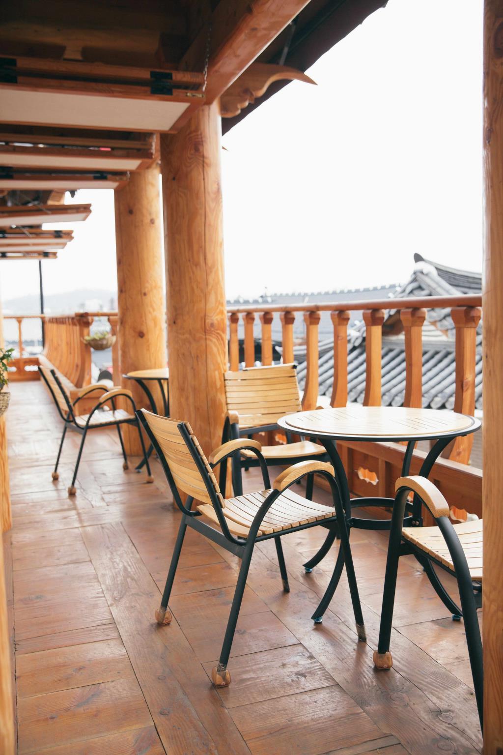 Ban công/sân hiên