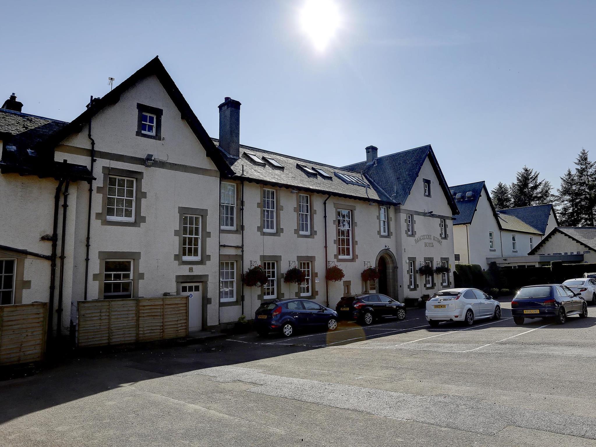 Ngoại cảnh khách sạn