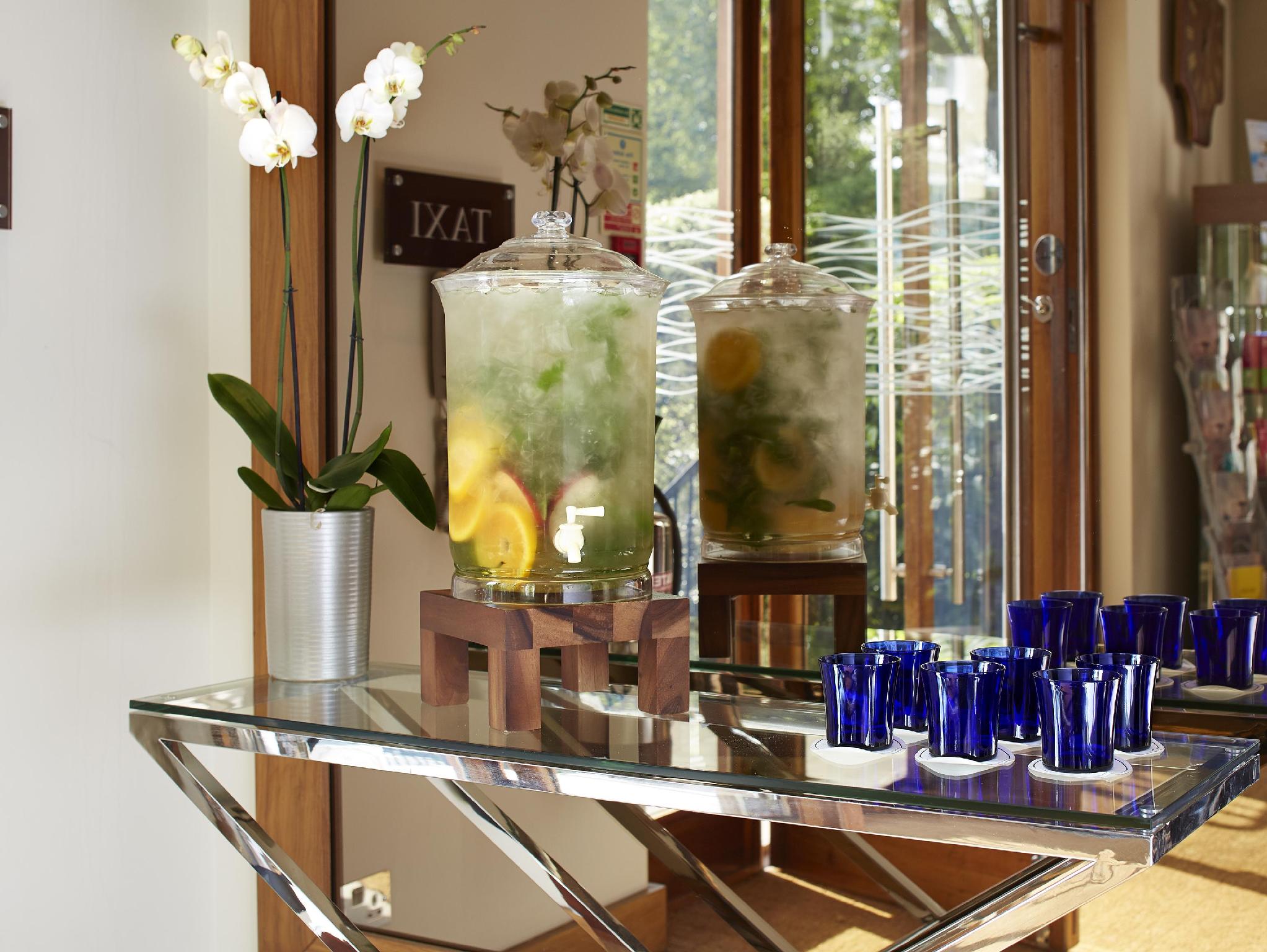 Đồ ăn và thức uống