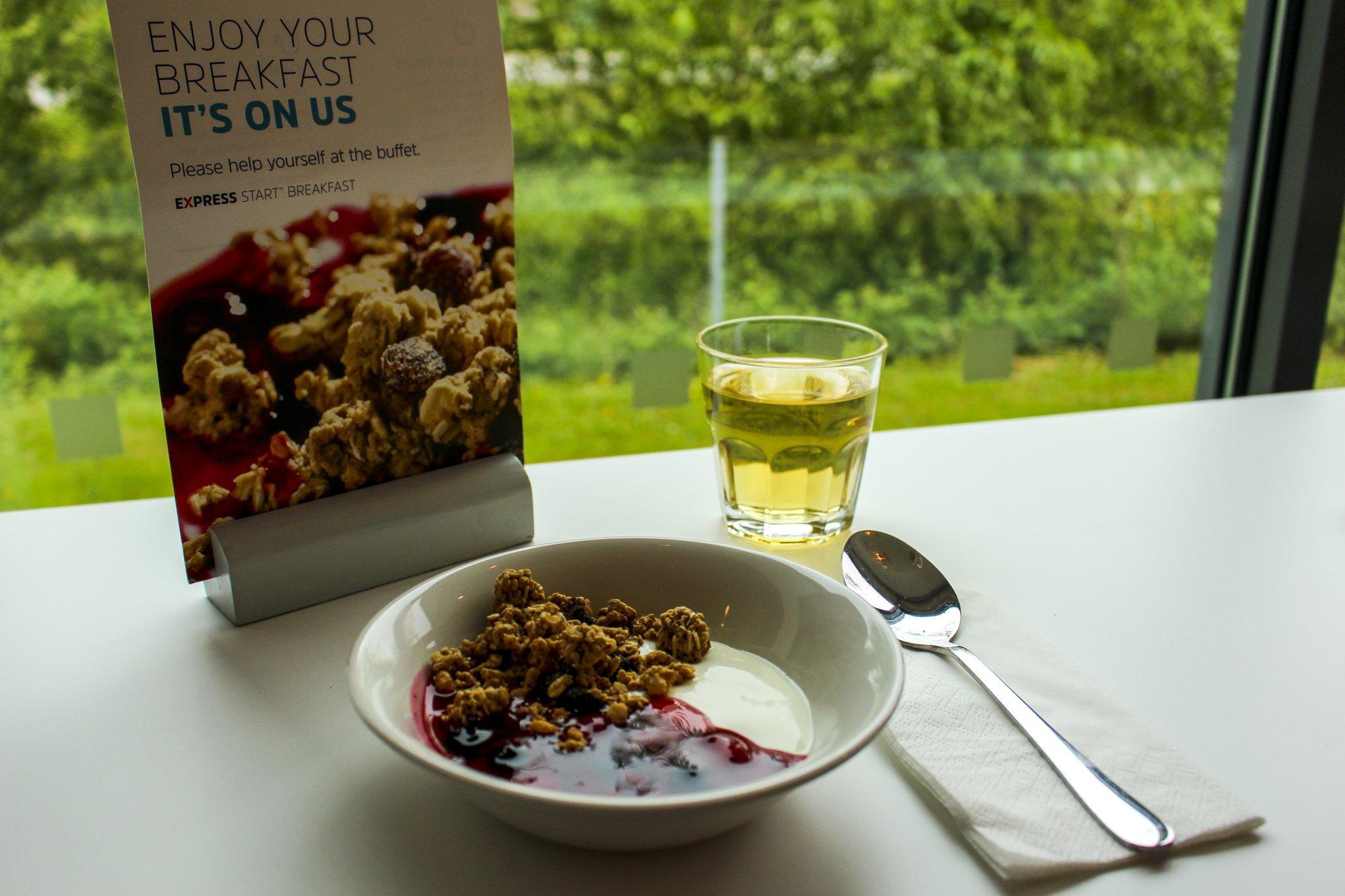 Đồ ăn và thức uống