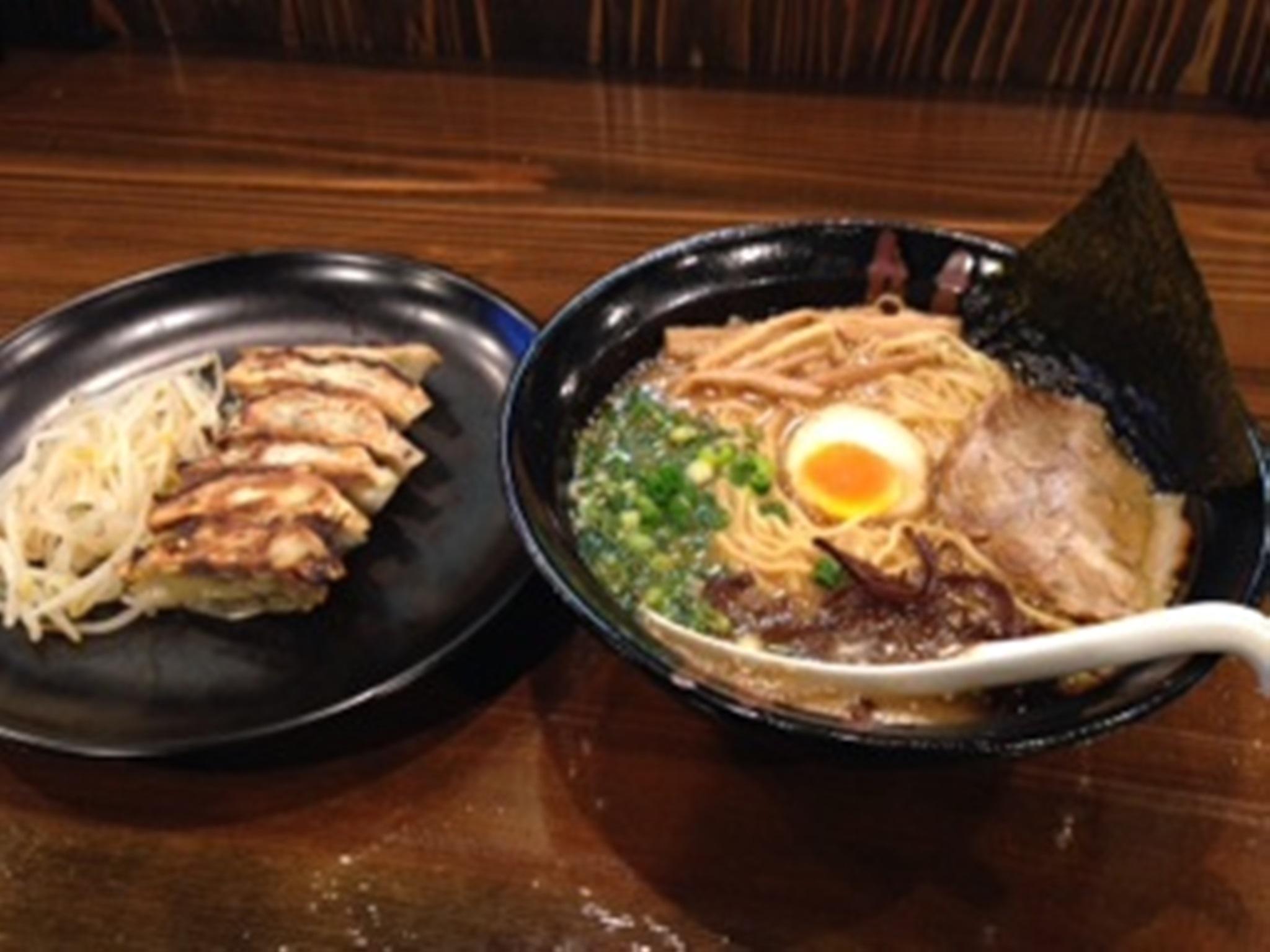 Khu vực xung quanh