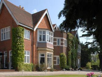 Ngoại cảnh khách sạn