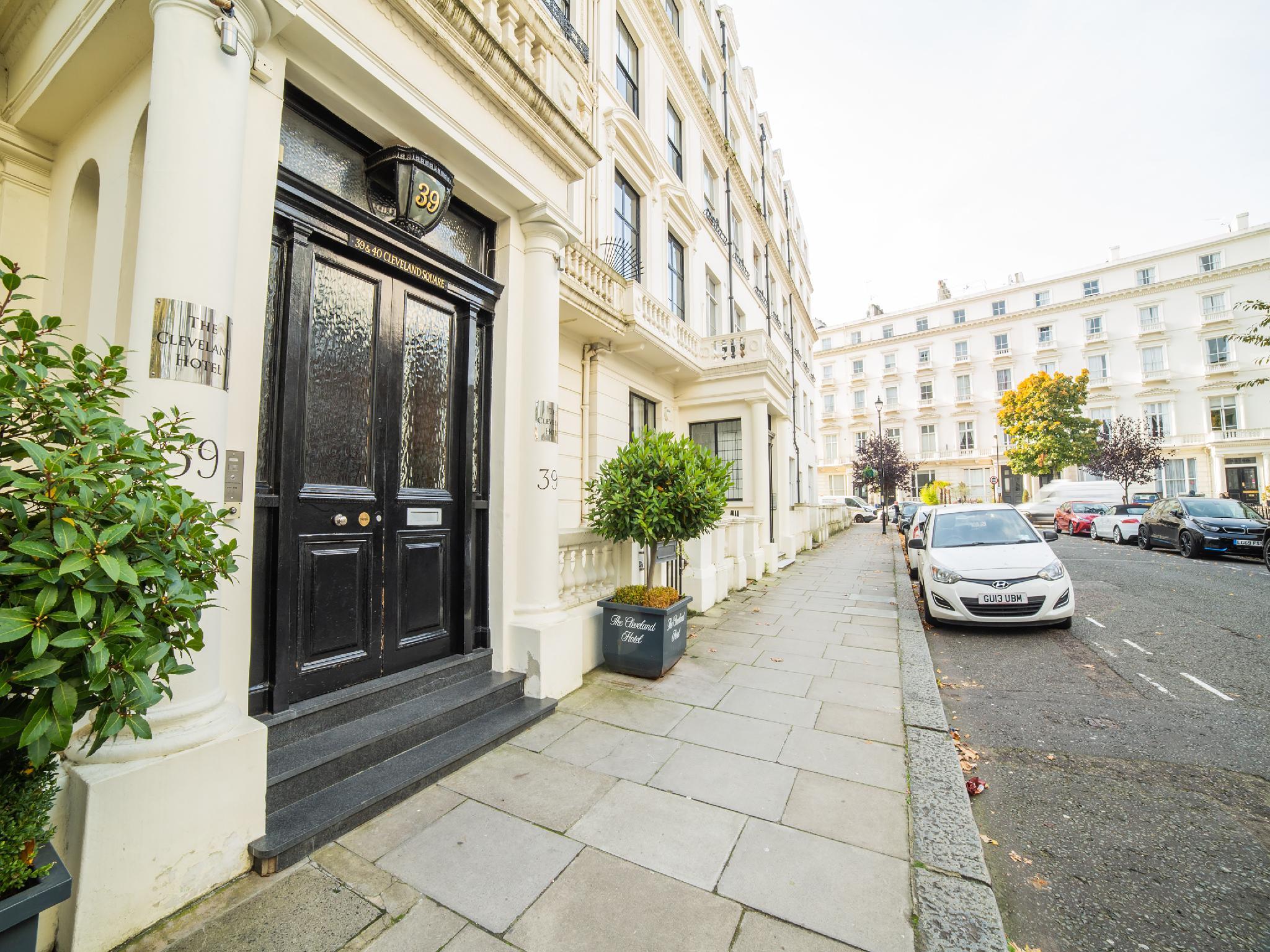 Ngoại cảnh khách sạn