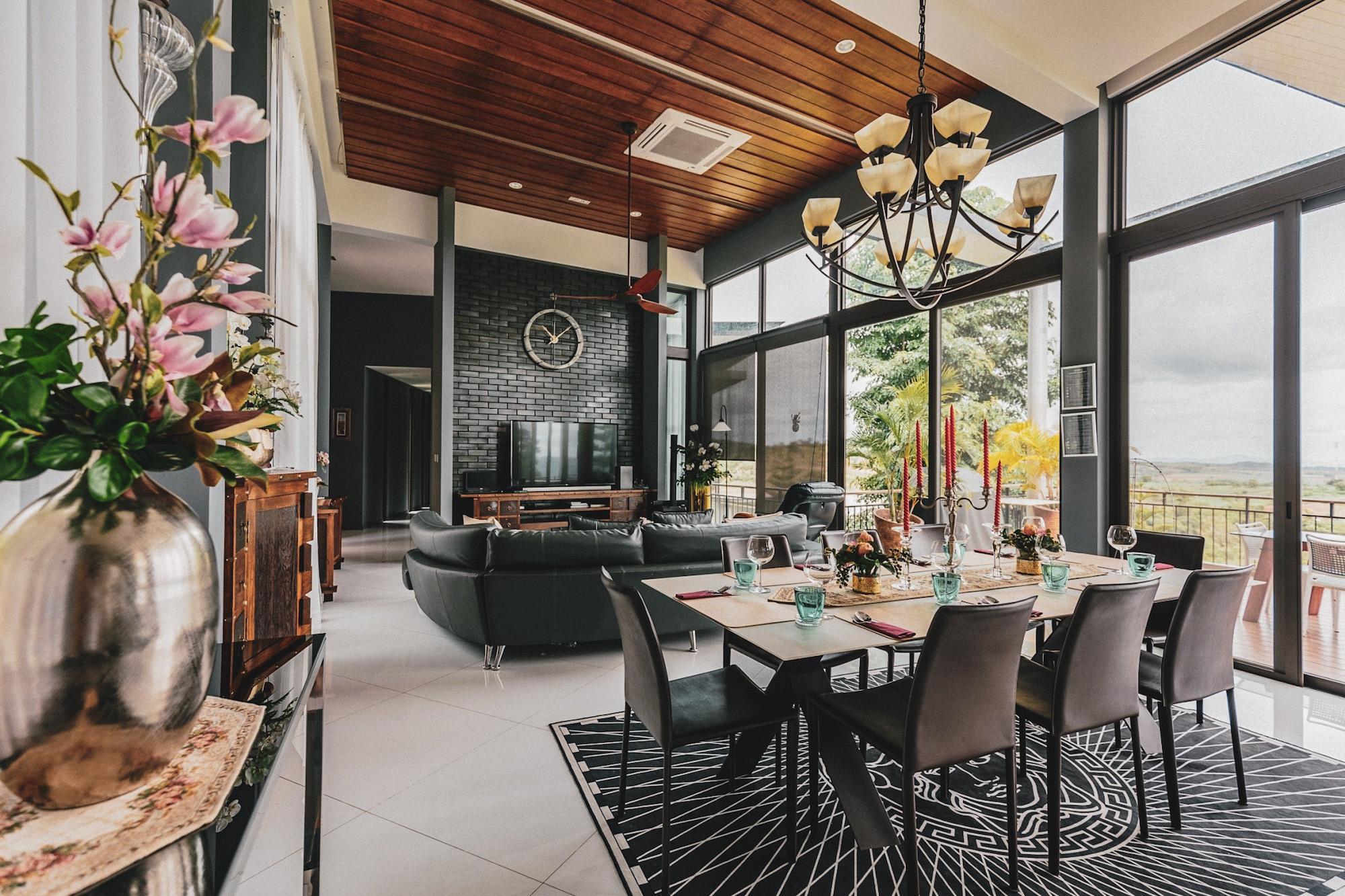 Phòng khách riêng