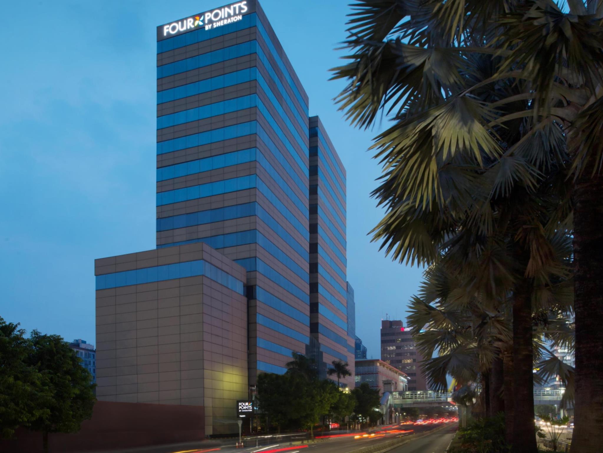 Ngoại cảnh khách sạn