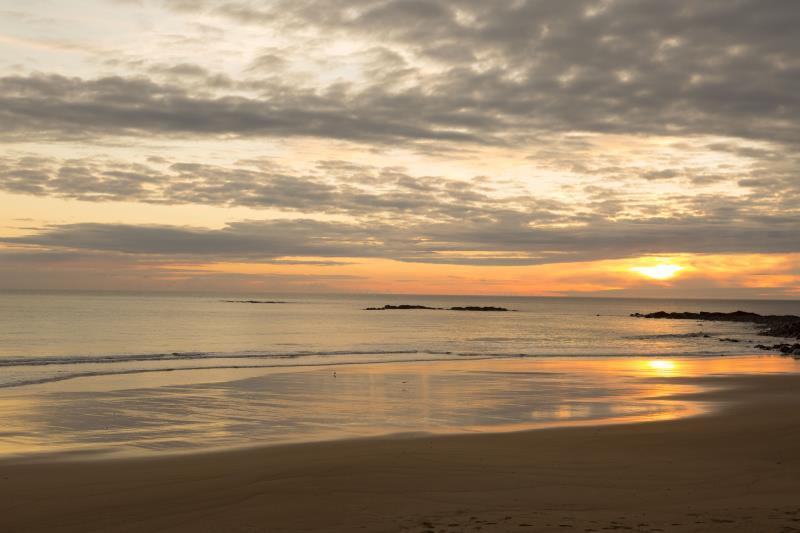 Nơi tham quan gần đây