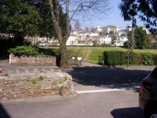 Khu vực xung quanh