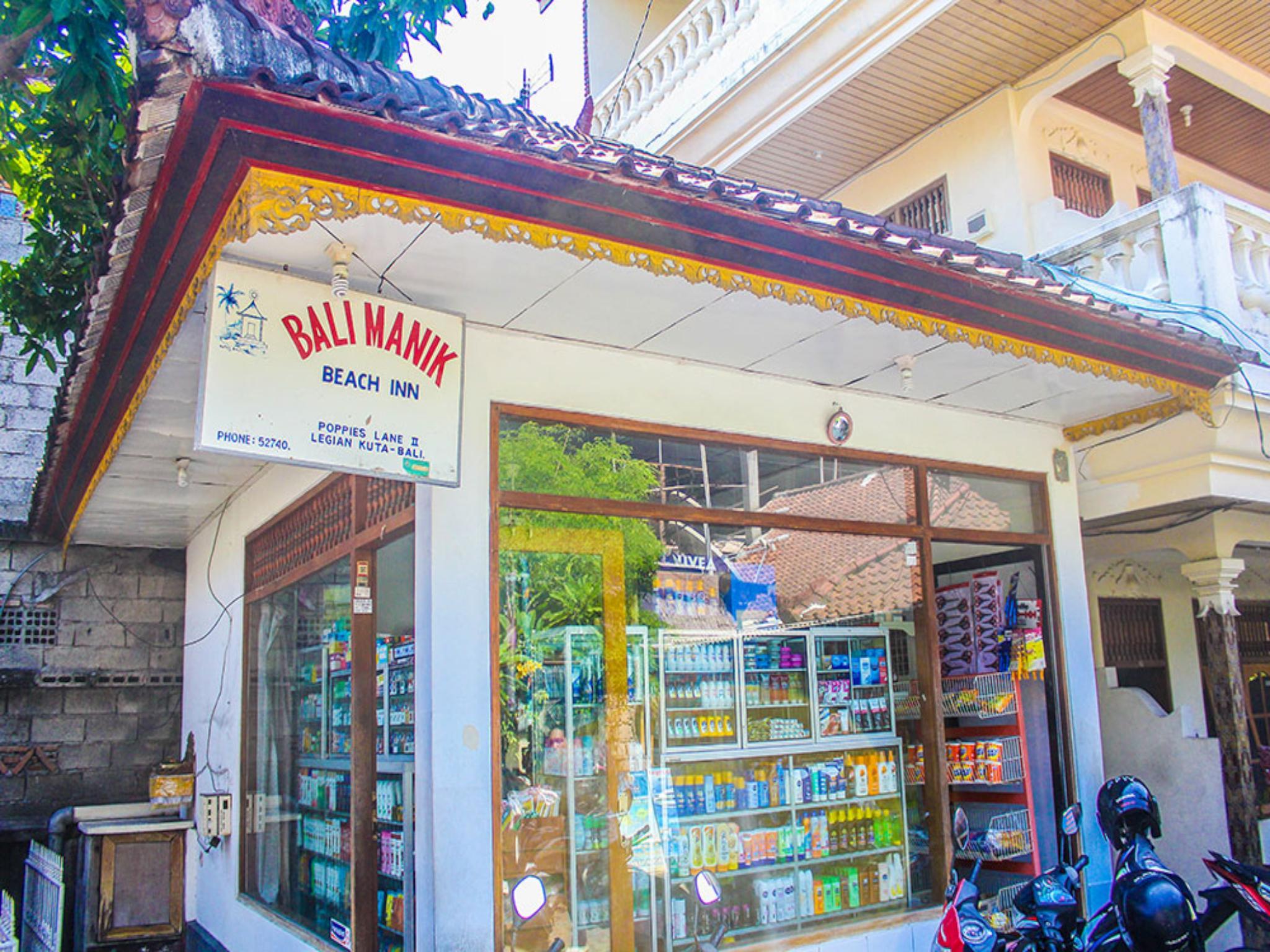 Khu vực xung quanh