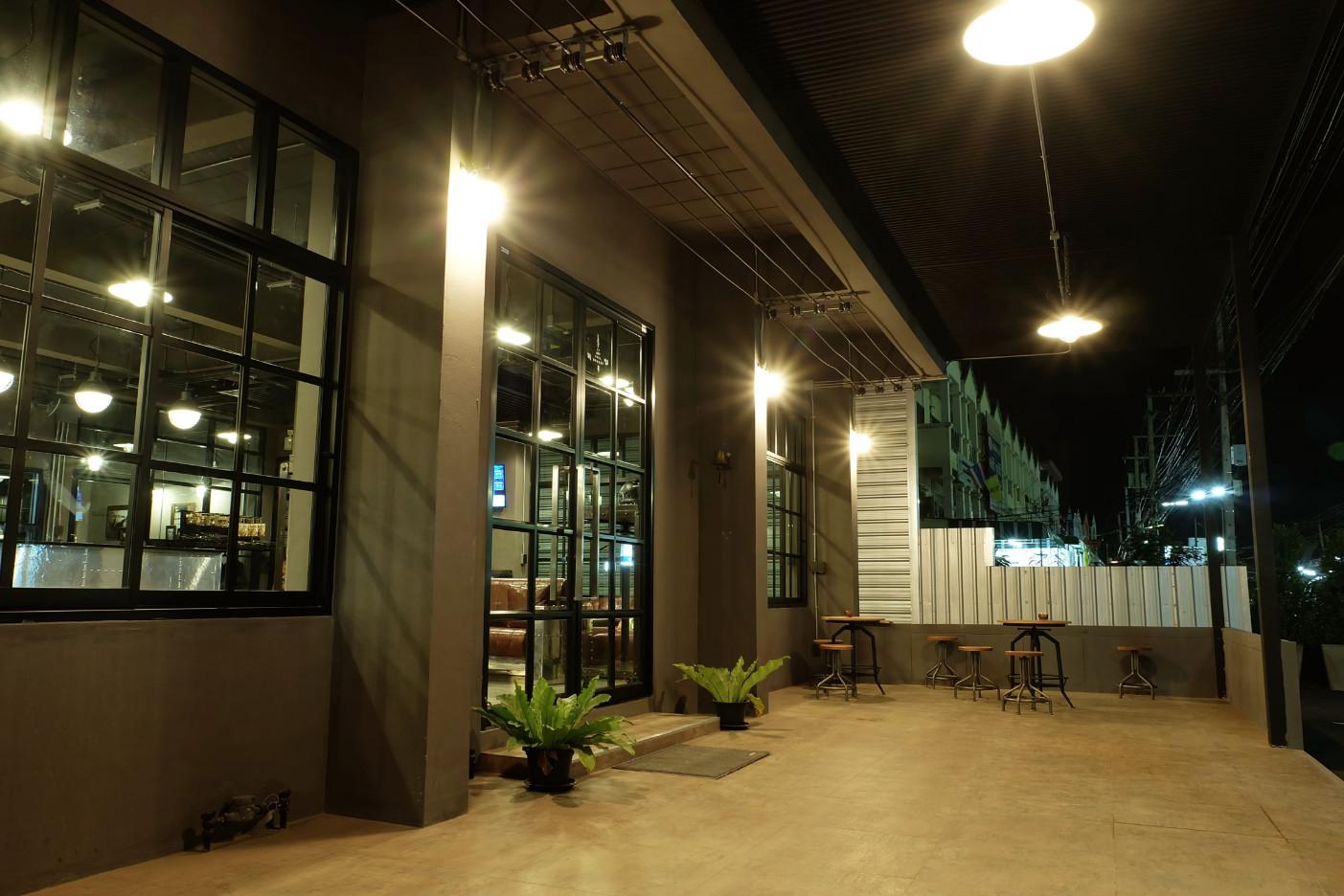 Ngoại cảnh khách sạn