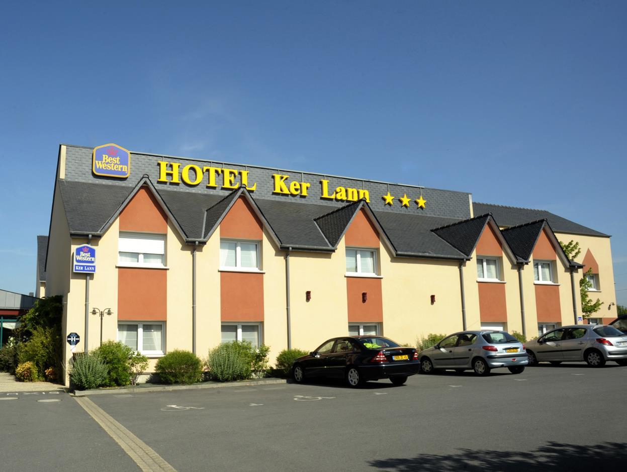 Ngoại cảnh khách sạn