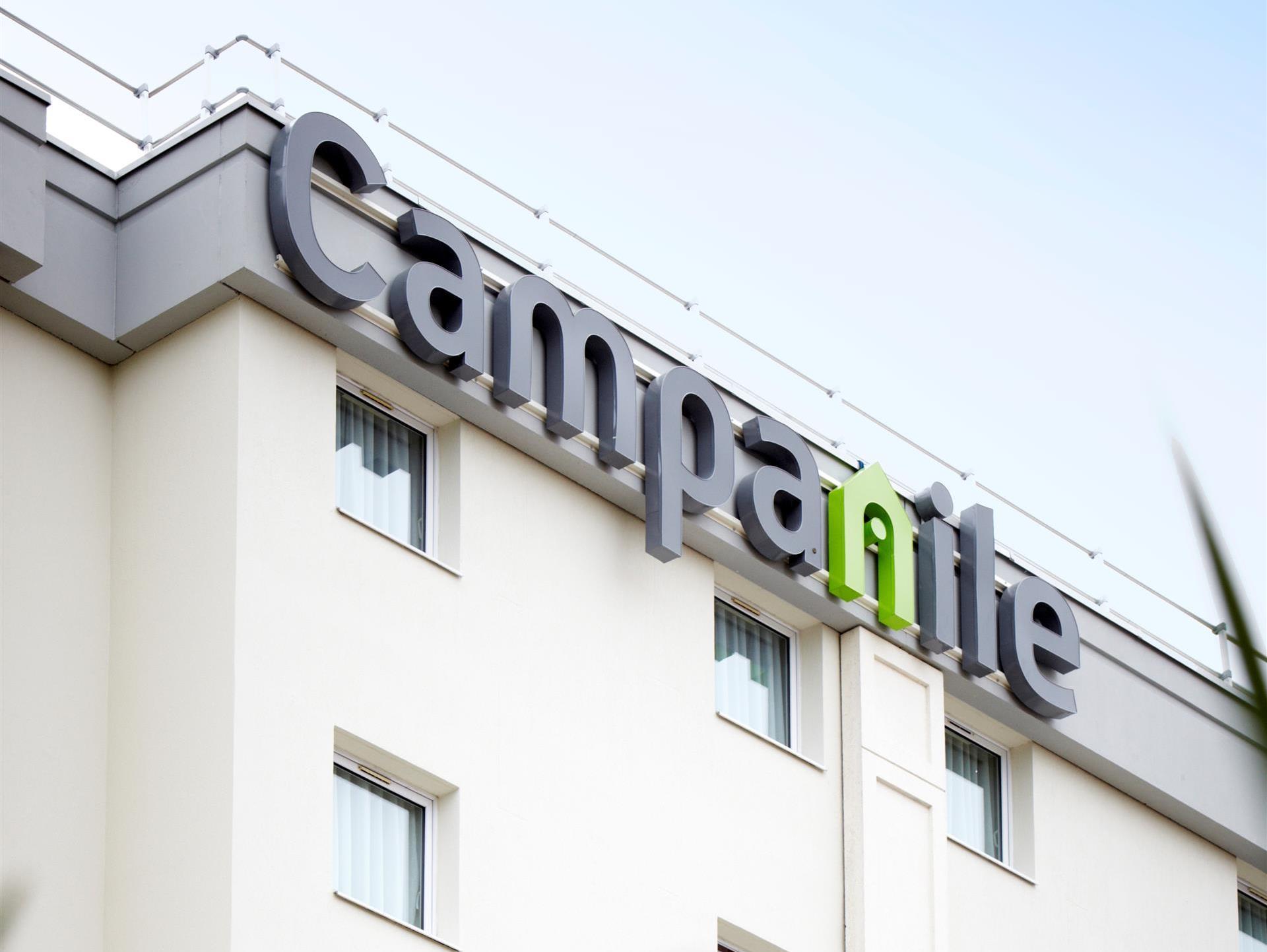 Ngoại cảnh khách sạn