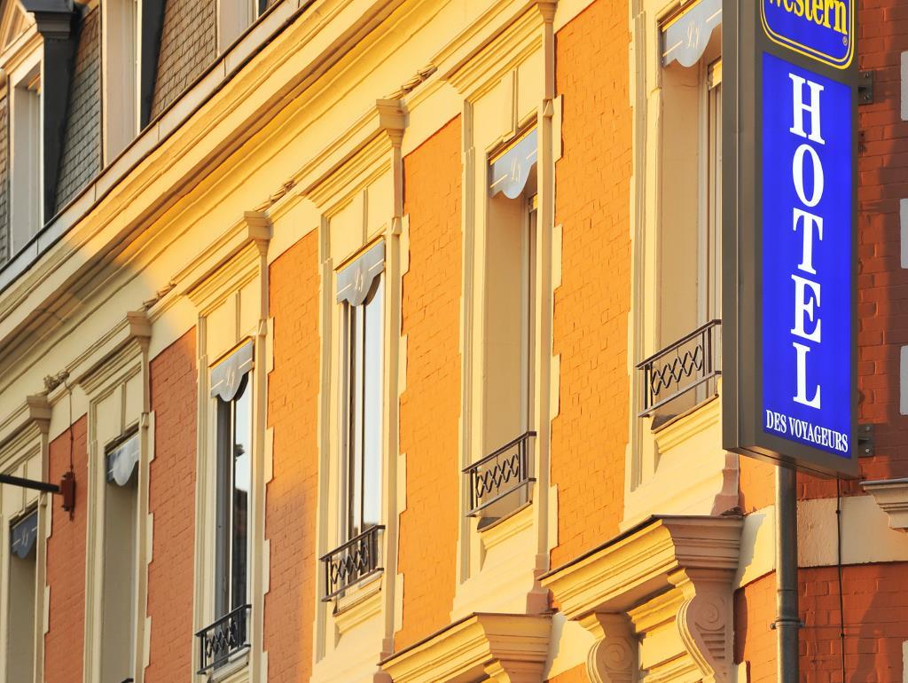 Ngoại cảnh khách sạn