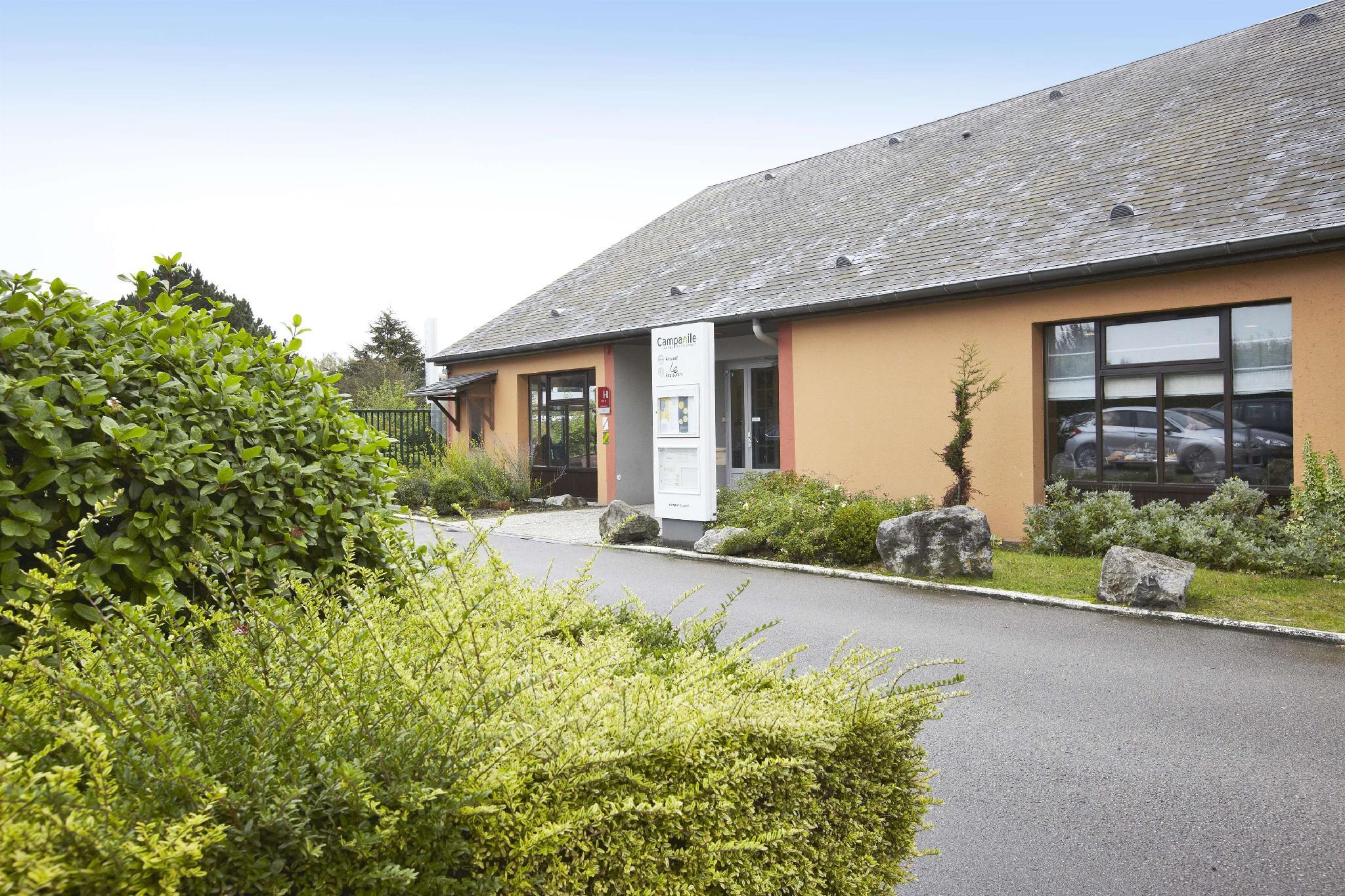 Ngoại cảnh khách sạn