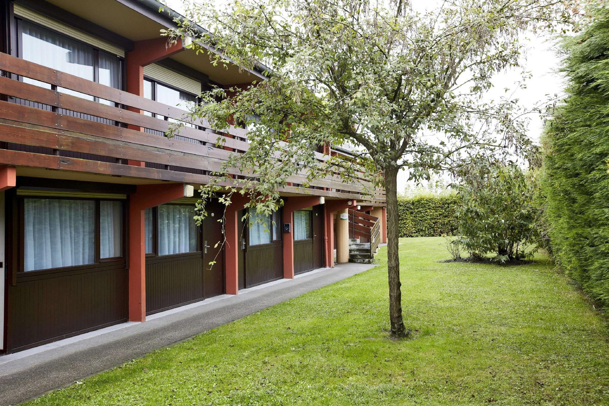 Ngoại cảnh khách sạn