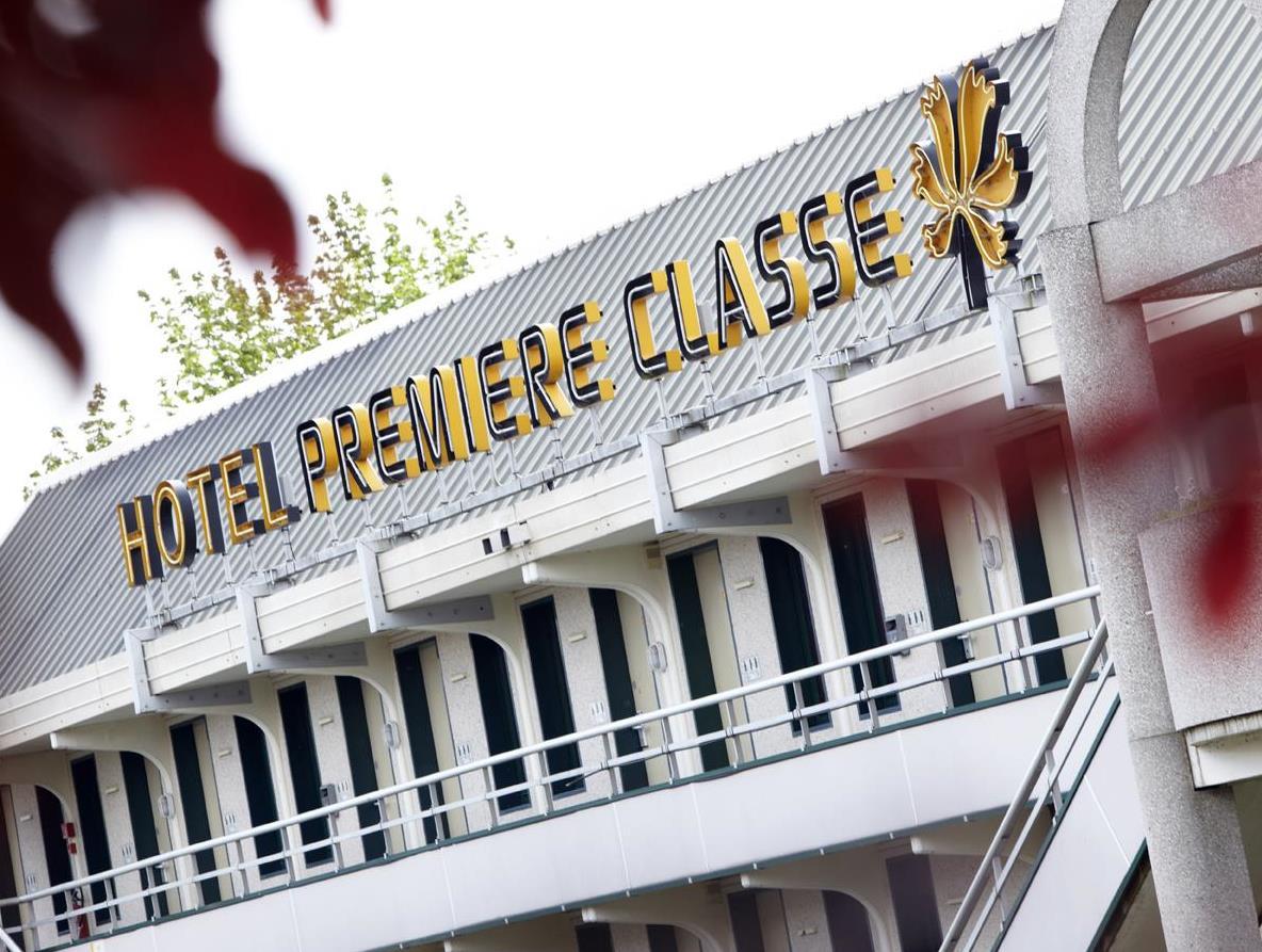 Ngoại cảnh khách sạn