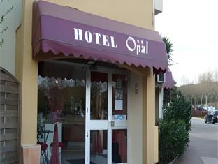 Ngoại cảnh khách sạn