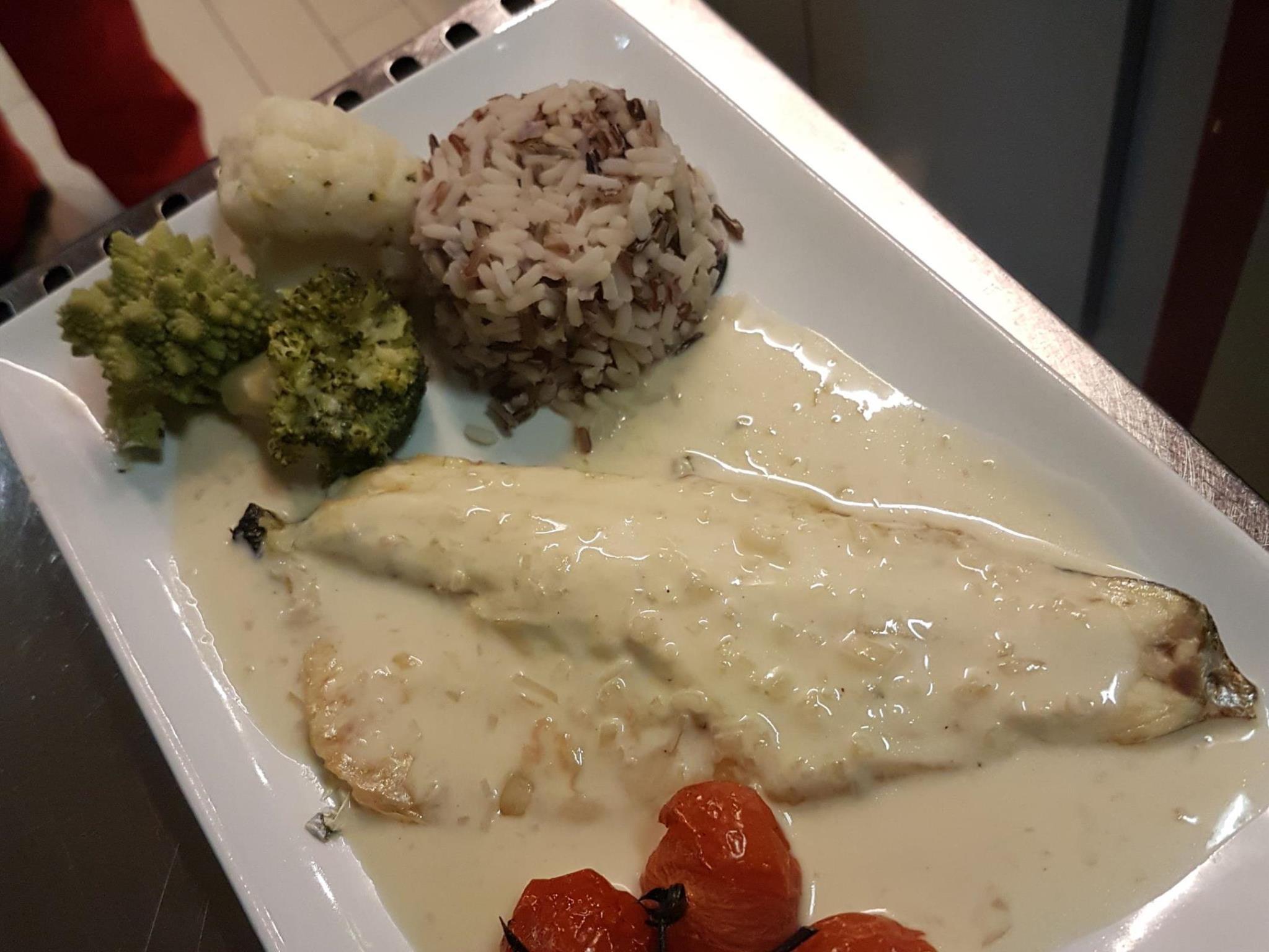 Đồ ăn và thức uống