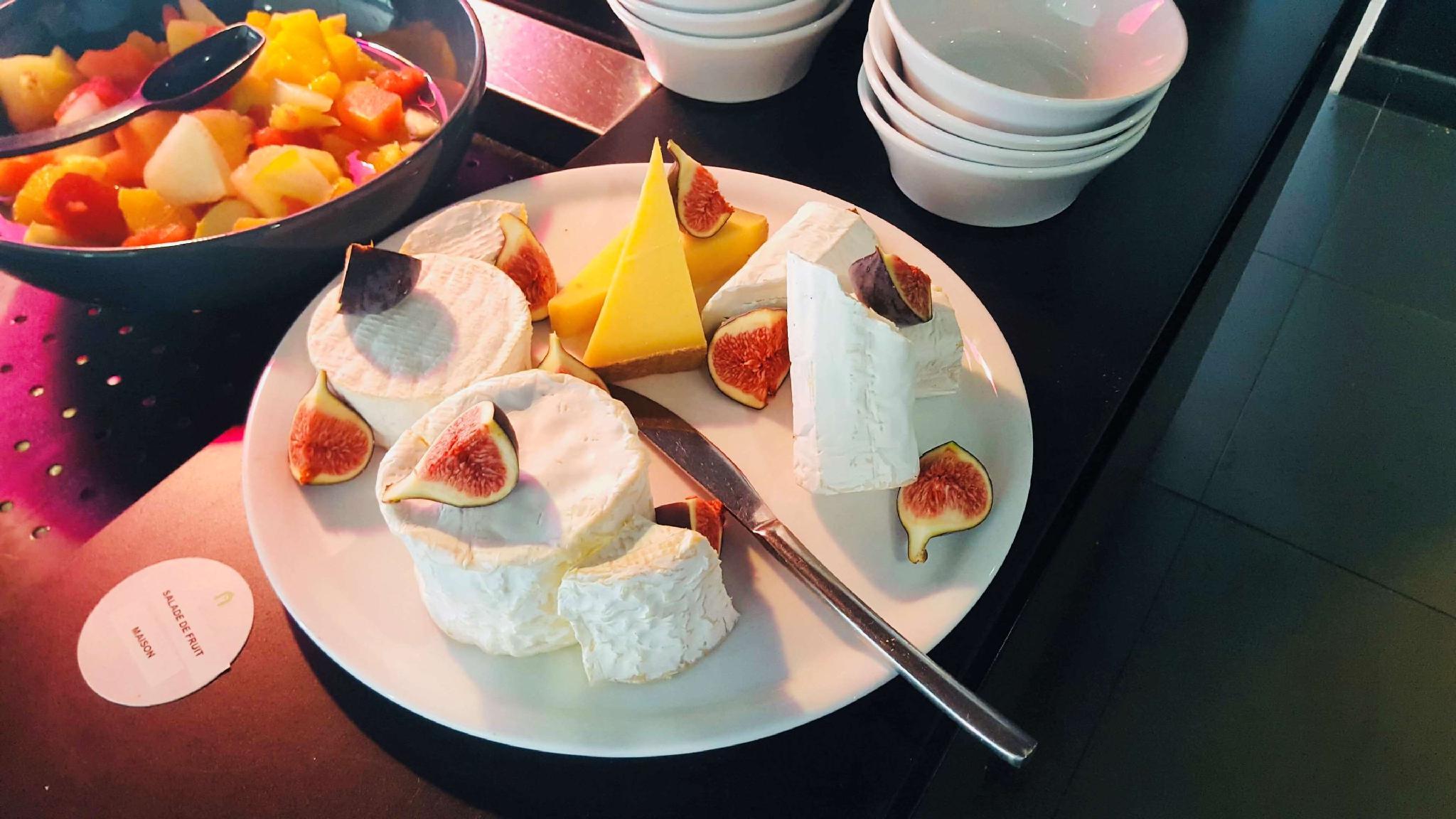 Đồ ăn và thức uống