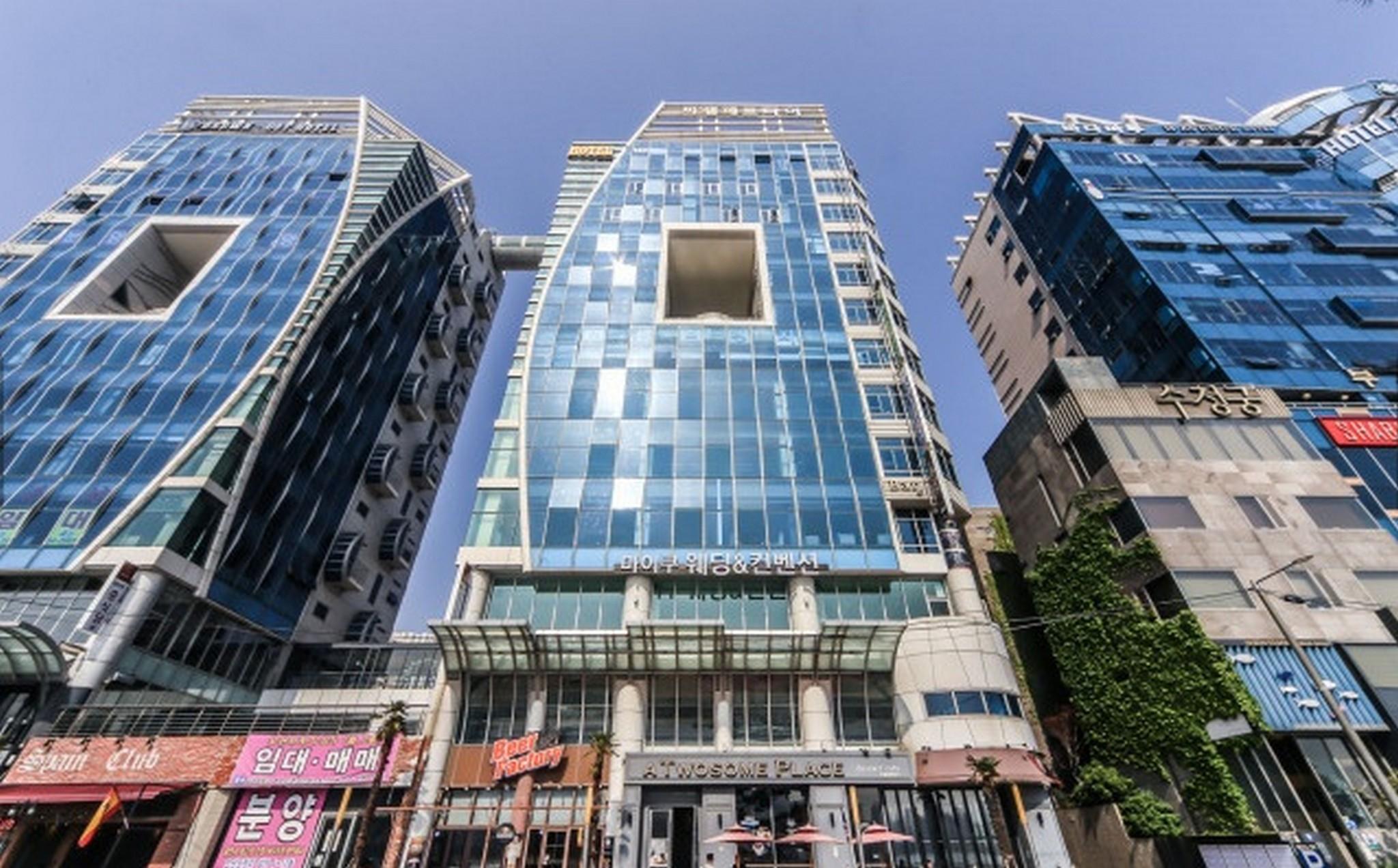 Ngoại cảnh khách sạn