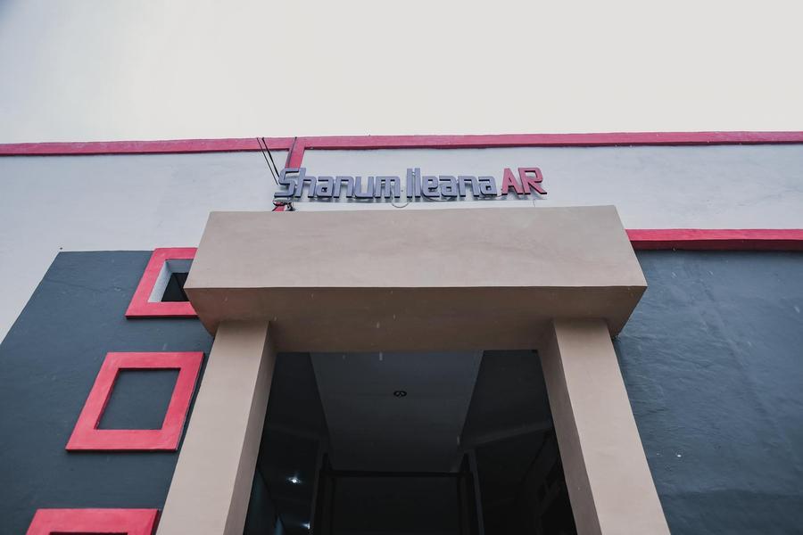 Ngoại cảnh khách sạn