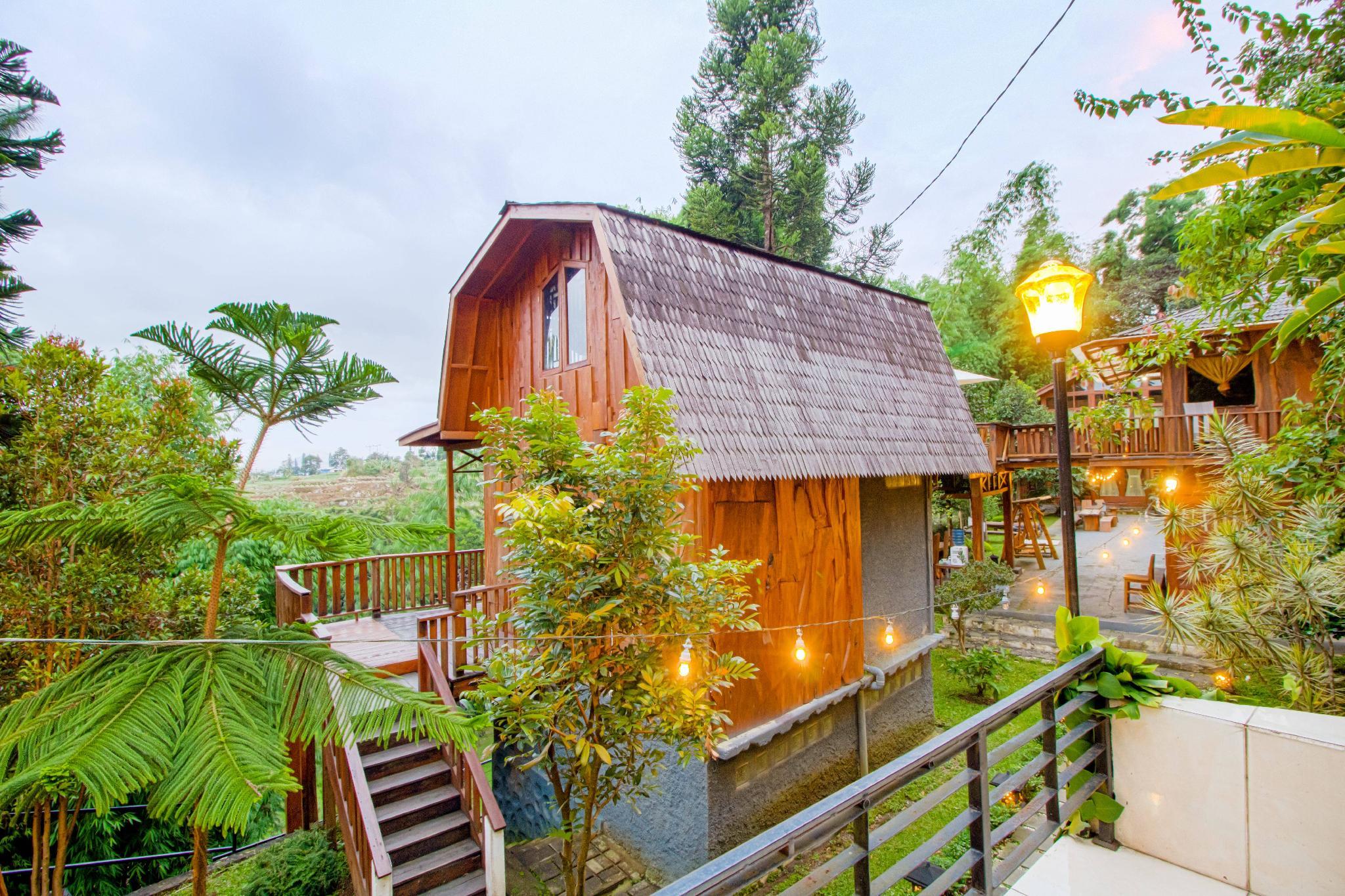 Khu vực xung quanh