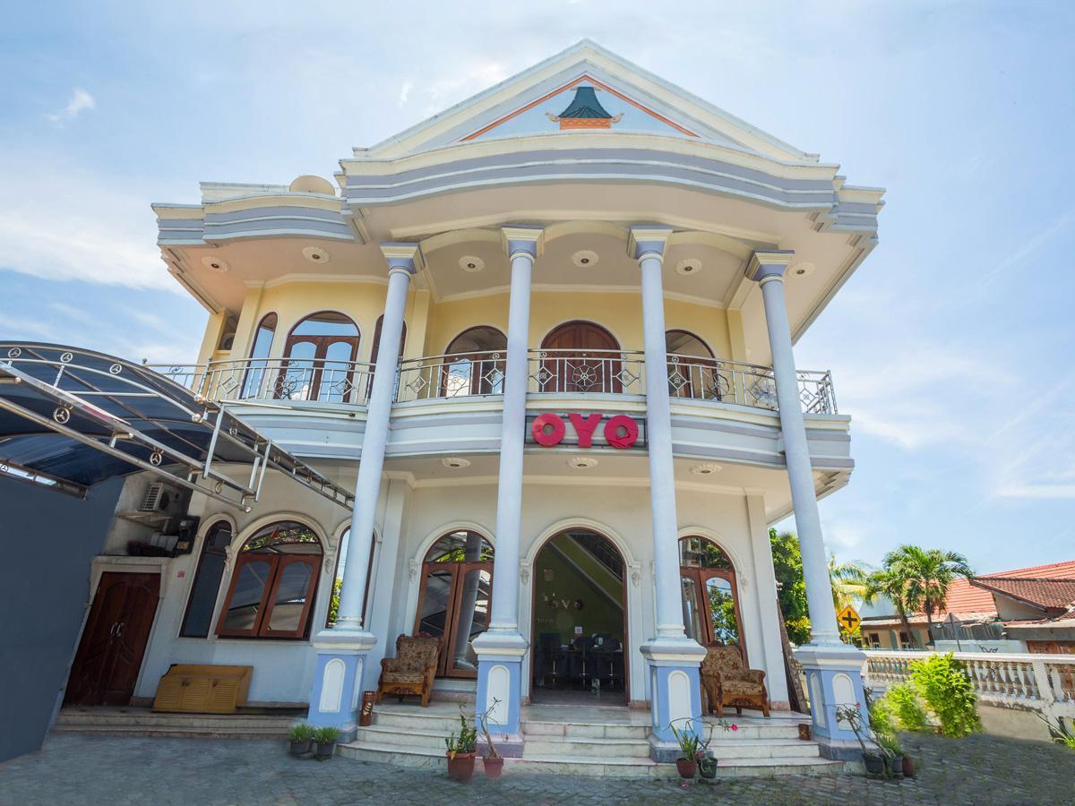 Ngoại cảnh khách sạn